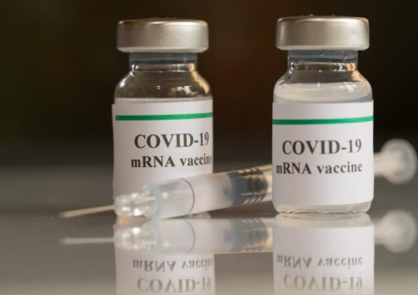 Disa vullnetarë heqin dorë nga testimi i vaksinës për COVID-19