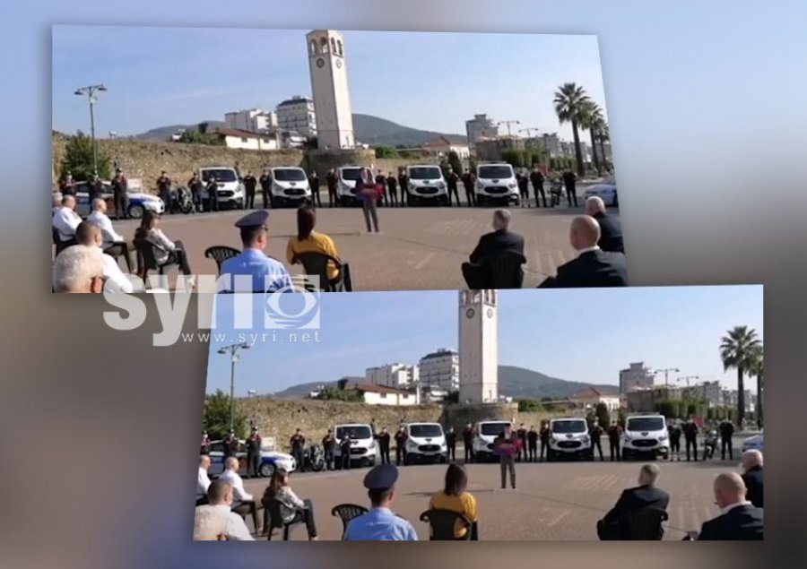 VIDEO-SKANDALI/ Policët dëgjojnë premtime dhe zotime politike nga Taulant Balla