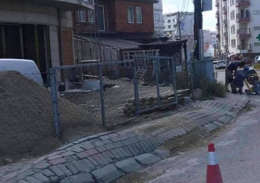 Ja në cilën lagje të Prishtinës ndodhet trotuari më i keq në Kosovë...