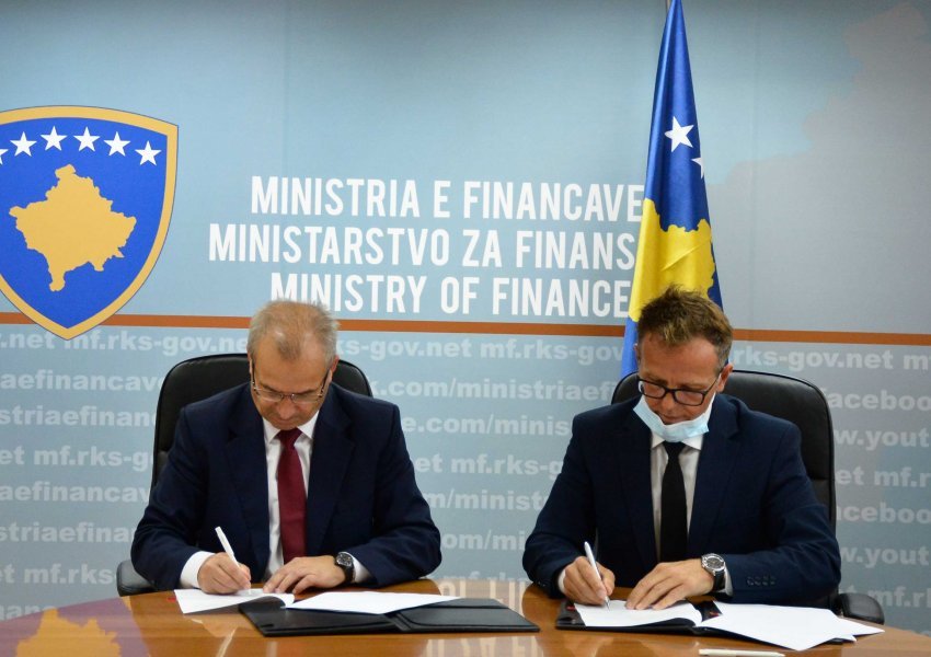 Firmoset marrëveshja e veçantë për fuqizimin e projektit të sektorit financiar