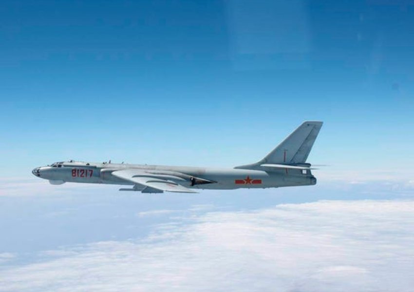 Kina tregon muskujt, dërgon flotën e avionëve luftarak në Ngushticën e Tajvanit