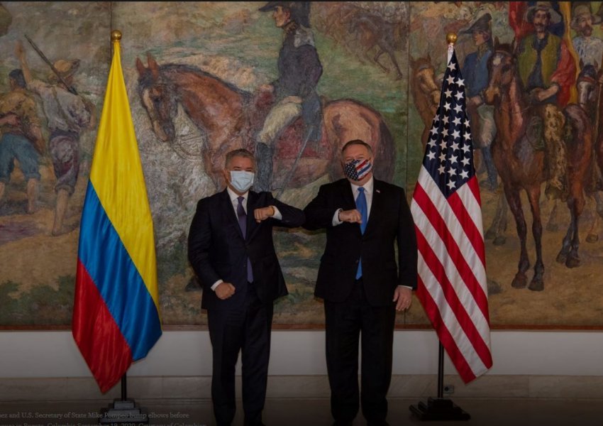 Pompeo vlerëson presidentin kolumbian gjatë takimit në Bogota