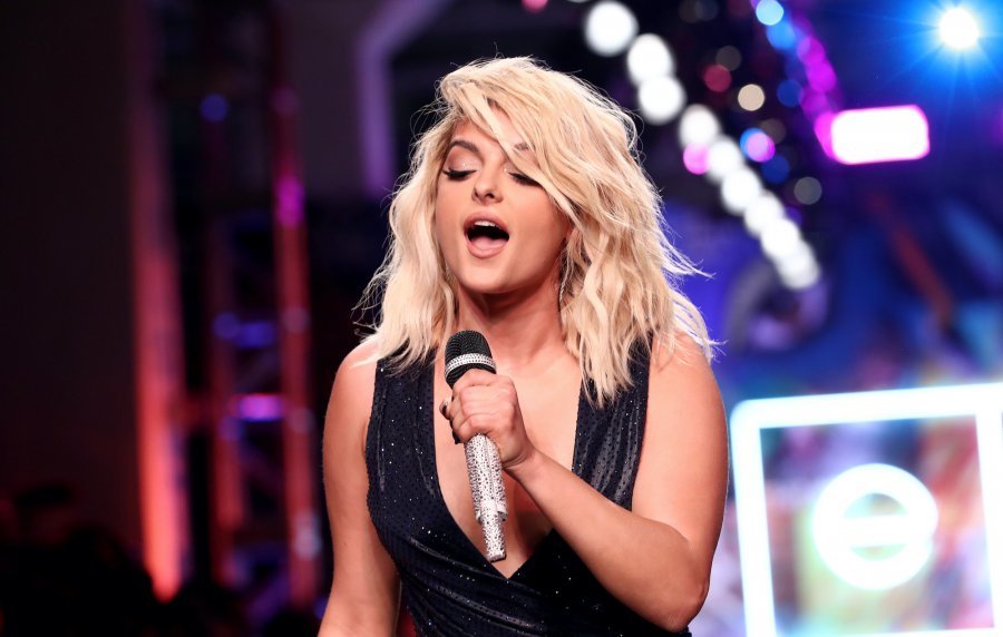 Këngëtarja shqiptare zgjohet e tmerruar nga tërmeti