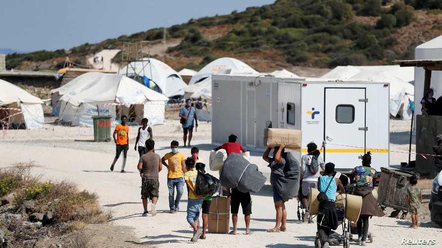 Greqi: Mbi 200 refugjatë rezultojnë me koronavirus në kampin e ri në Lesbos