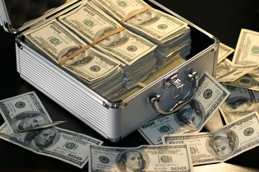 ‘Banka të rëndësishme kanë qarkulluar para të dyshimta’/ Raporti i Departamentit amerikan të Thesarit