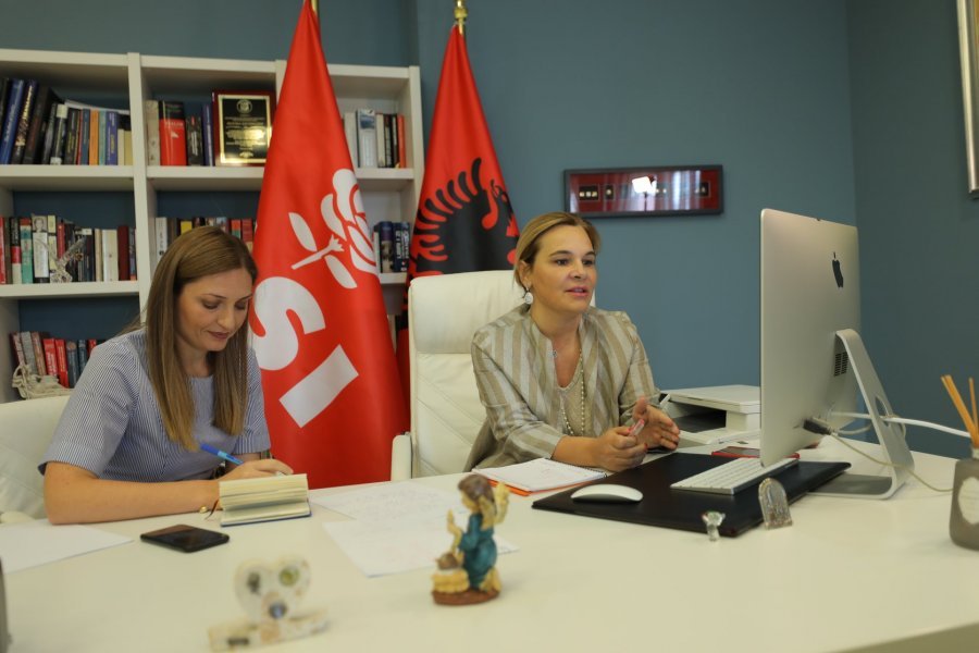 'Klajda i siguroi Shqipërisë statusin kandidat, edhe pse qëllimet e Rilindjes ishin larg BE'
