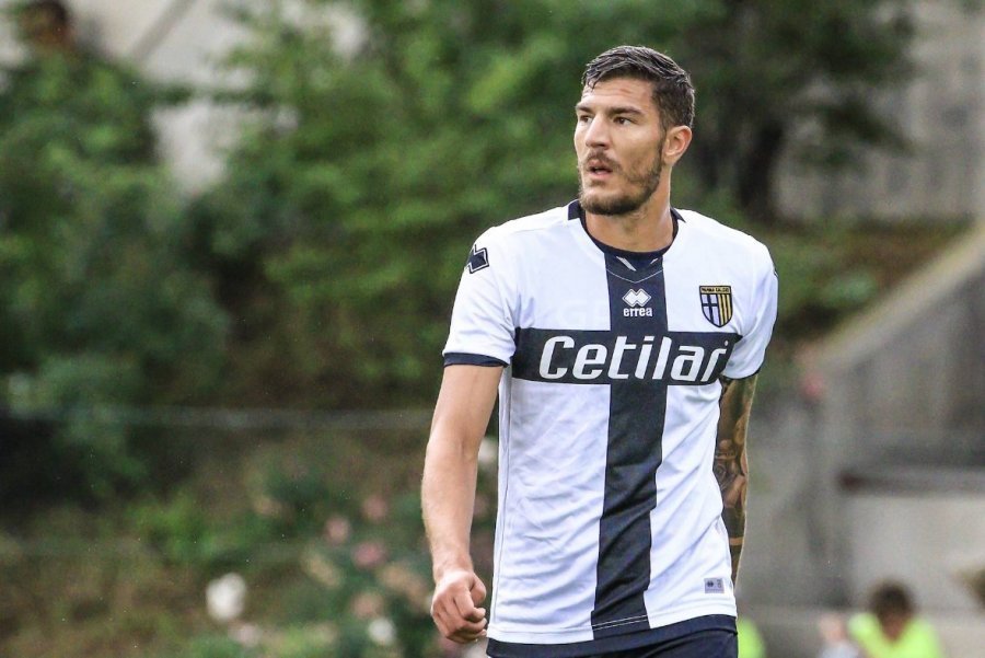 Parma bëhet pengesë për kalimin e Kastriot Dermakut te një tjetër klub në Itali