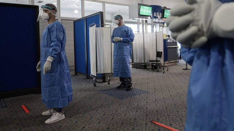 Konfirmohen 5 viktima dhe 358 raste të reja me koronavirus në Greqi