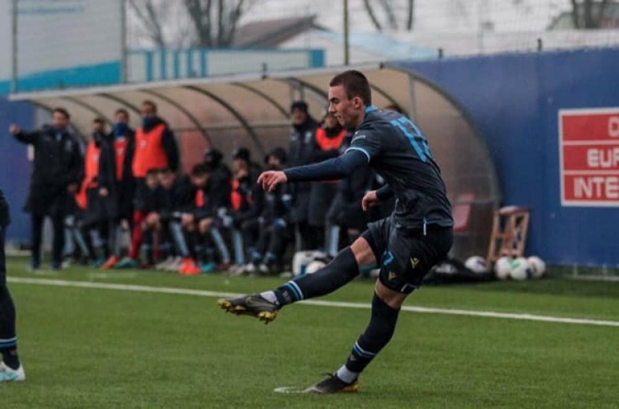 Mesfushori 18-vjeçar shqiptar nënshkruan me Torinon