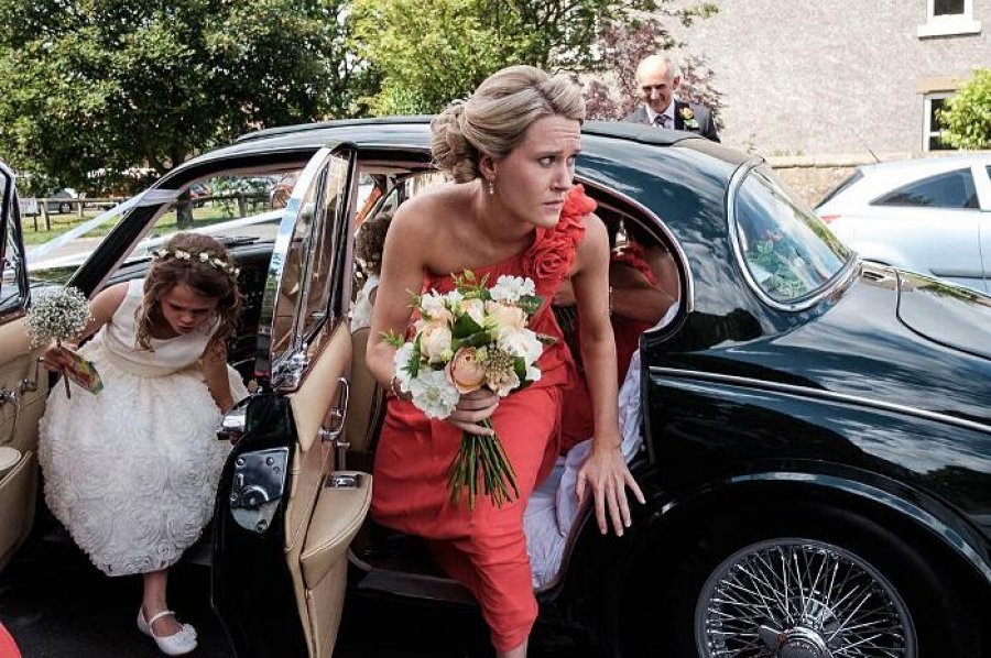 16 fotografi që tregojnë momente sikleti në dasmë