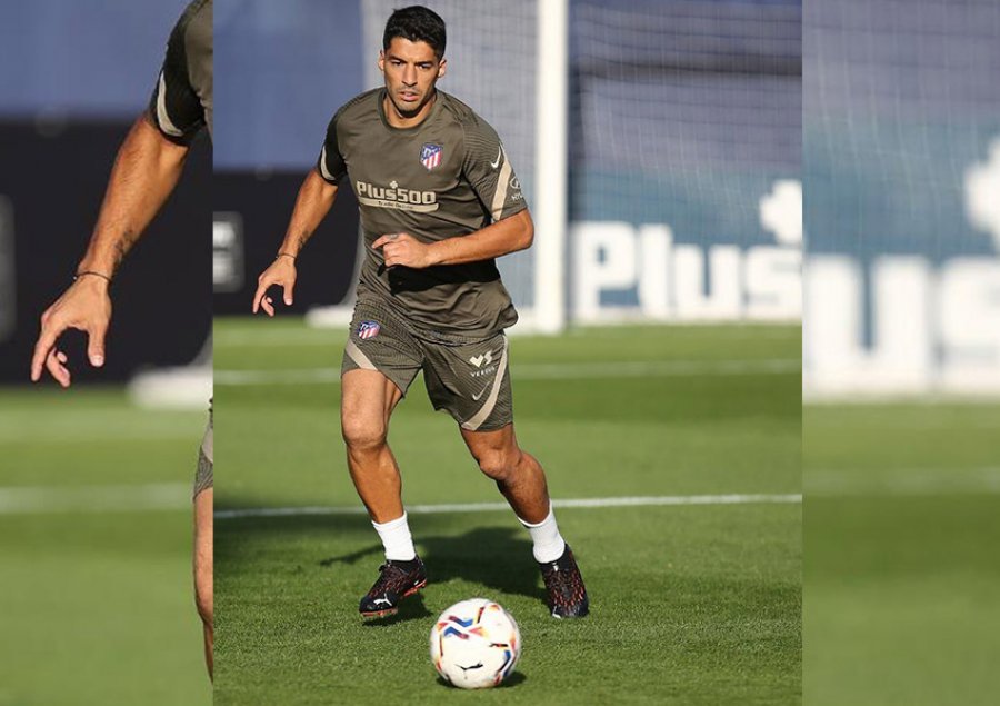 Atletico Madrid zbulon numrin e Luis Suarez!