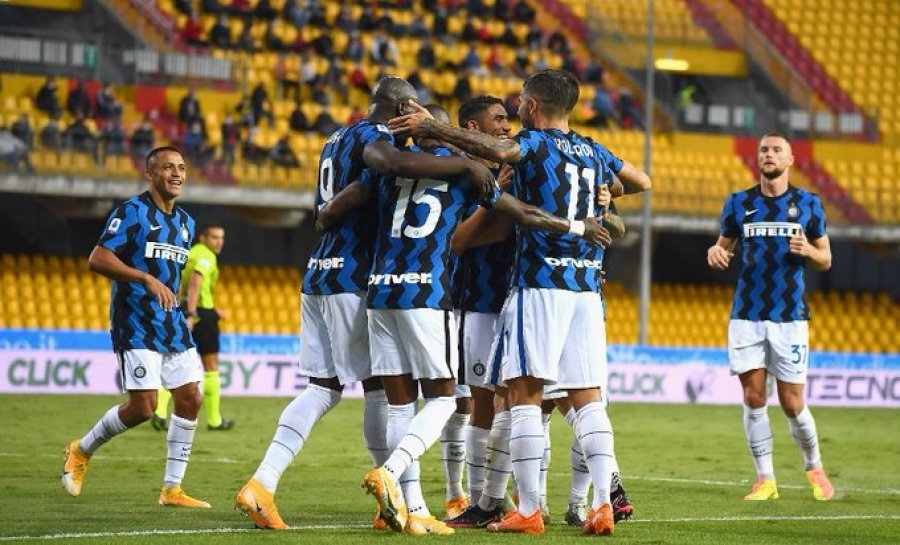 VIDEO/ Inter fiton me 'manita' ndaj Beneventos, shkëlqen Hakimi