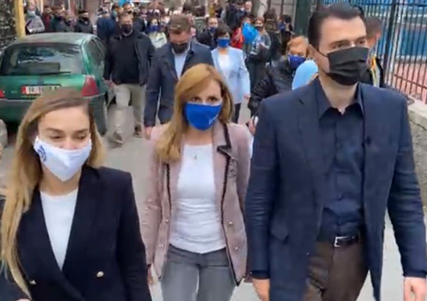 Ecja me qytetarët në lagjet e Tiranës, Basha: Kemi një plan të qartë! Ndryshimi do të vijë më 25 prill