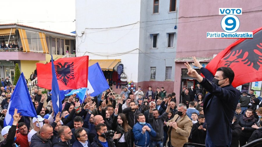 ‘Shqipëria në vendnumëro 8 vite’, Basha: Rama hapi shampanjë për vete, për shqiptarët mbylli derën e Europës