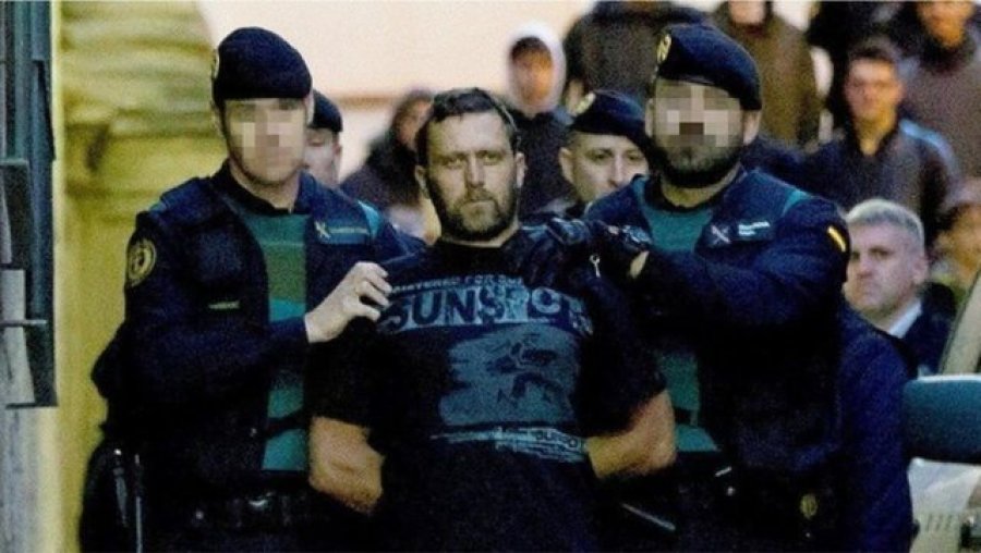 I dënuar për disa vrasje në Itali dhe Spanjë, serbi i rrezikshëm plagos 5 punonjës të burgut