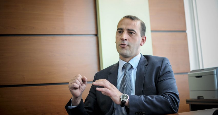 Haradinaj i hyn seriozisht garës për kryetar të Prishtinës, ka hapur edhe selinë e Shtabit Zgjedhor