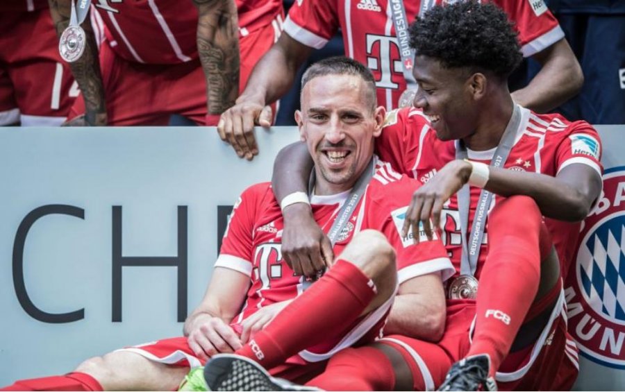 Alaba i bashkohet Ribery-s në historinë e Bayern, bëhet i huaji më me shumë...