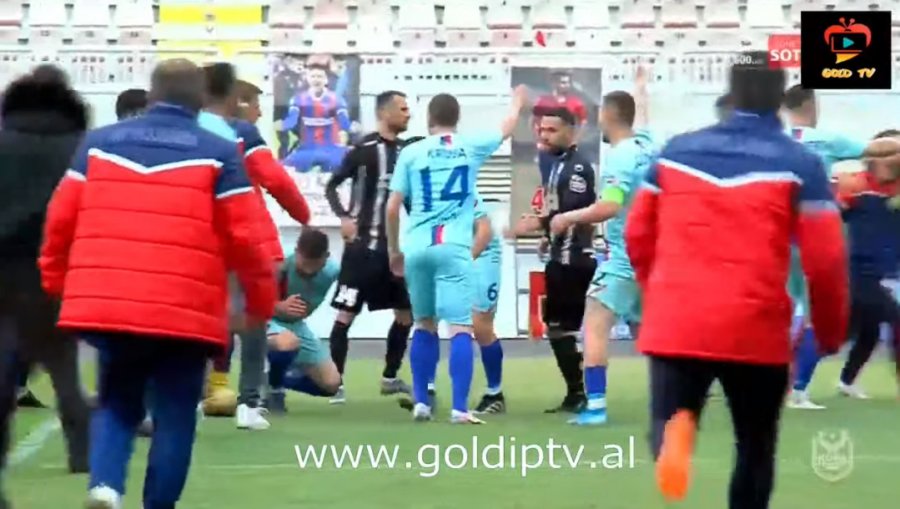 VIDEO/ Vllaznia mund Laçin dhe kualifikohet në finale, plas sherri në fund të ndeshjes