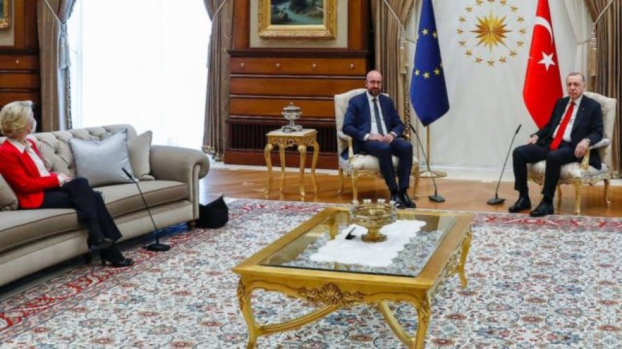 ‘Je diktator’, Erdogan i kthehet me të njejtën monedhë kryeministrit italian: Je arrogant dhe…