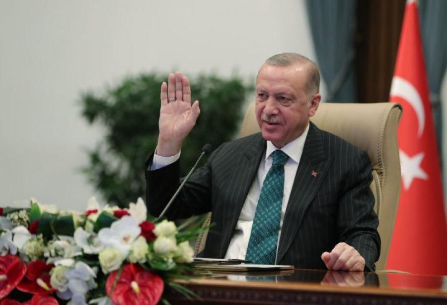 Turqia mbyllet pjesërisht dy javët e para të Ramazanit
