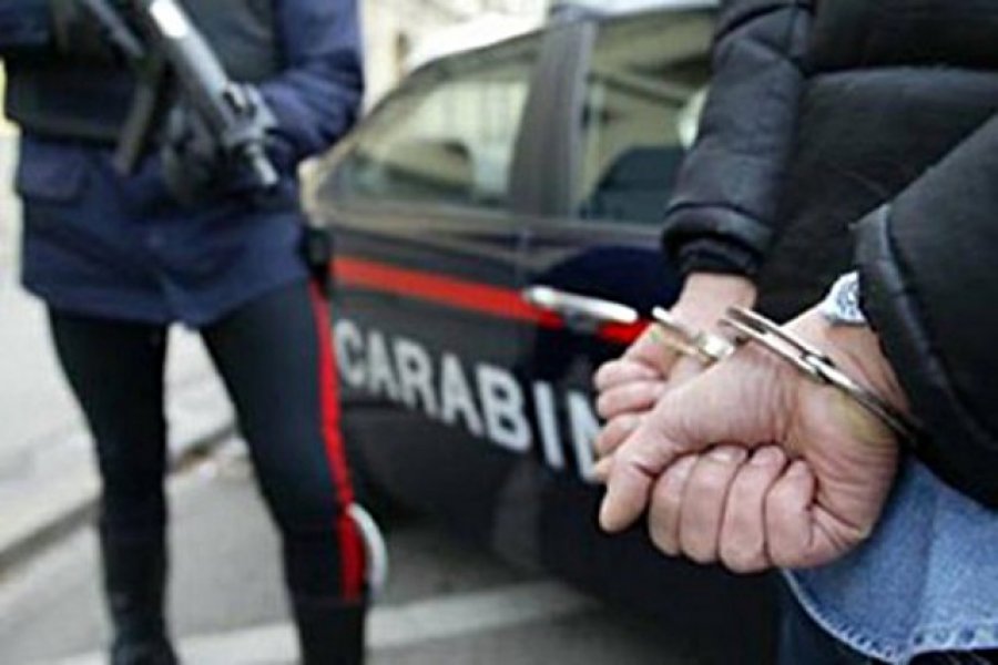 EMRAT/ Kapen duke shpërndarë drogë, dy shqiptarët dëbohen nga Italia