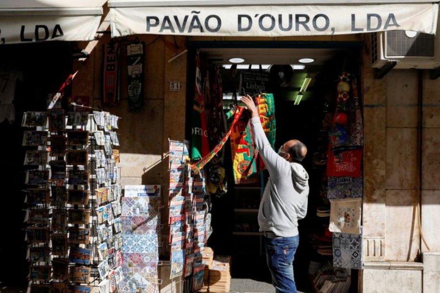 Portugalia lehtëson edhe një shkallë më shumë, kufizimet