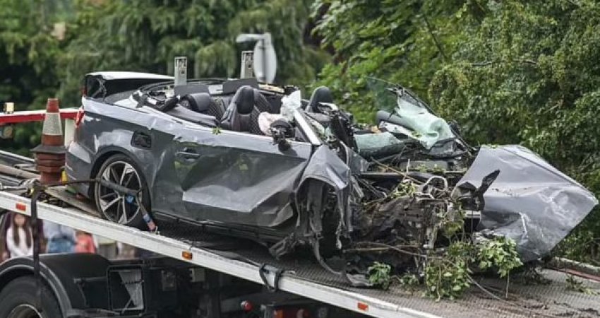 Po ndiqej nga policia: “Audia” shkatërrohet totalisht në aksident, vdesin 2 persona