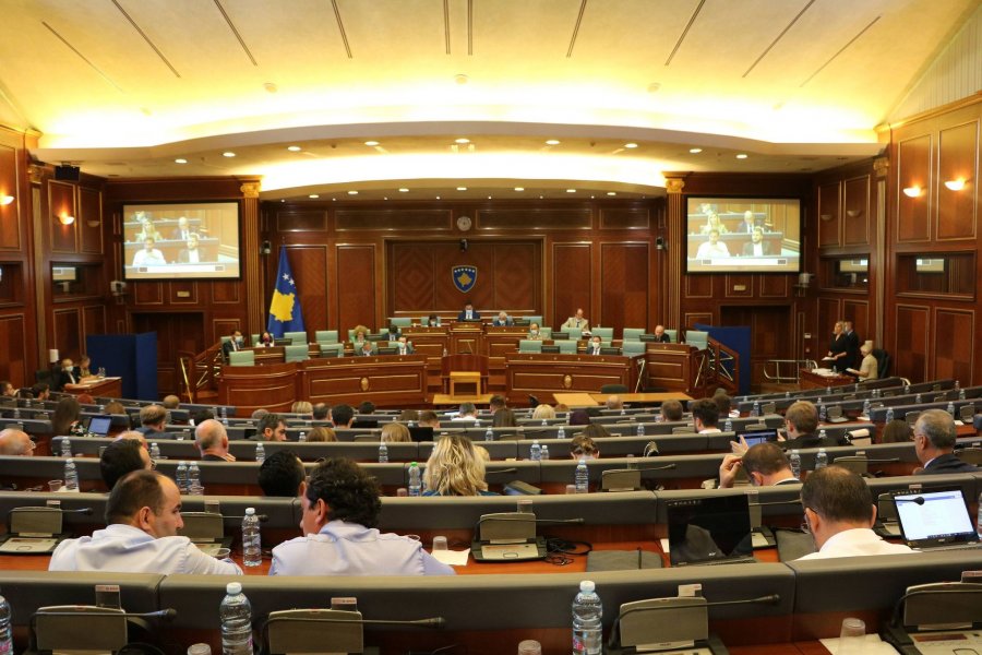 Kuvendi i Kosovës e vazhdon edhe sot debatin për 100 ditët e Qeverisë Kurti