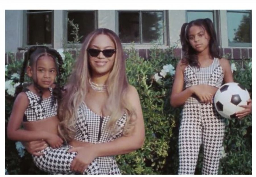 Beyonce ka pozuar krah për krah me vajzat e saj në një fushatë të re mode