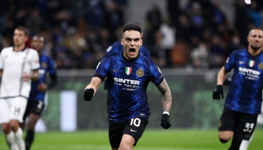 Inter mund Spezian dhe i bën presion Napolit, Roma e pëson nga Bolonja