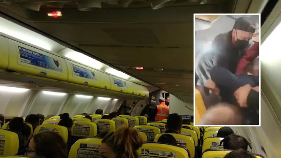 Triller në një fluturim nga Sevilja për në Budapest, pasagjeri tenton të hapë derën e avionit 