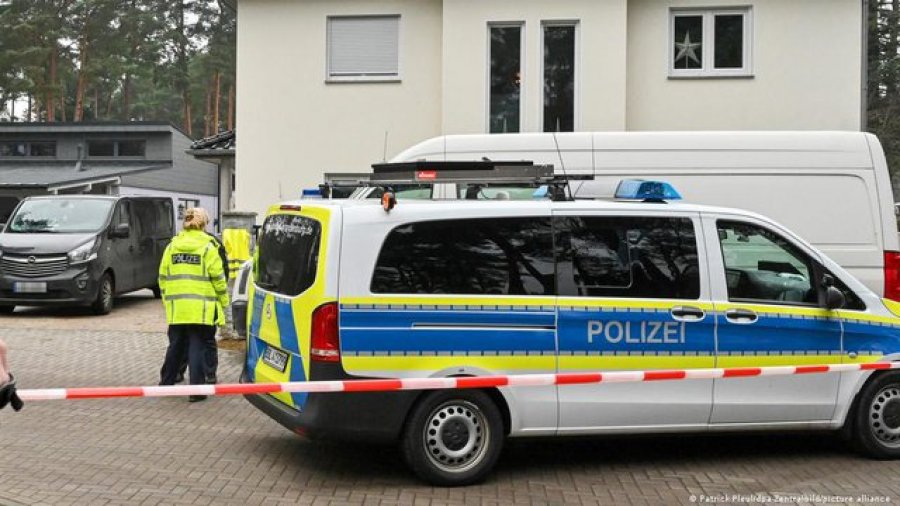 Familja me 5 persona u gjet e masakruar brenda banesës në Gjermani, dyshimet e para