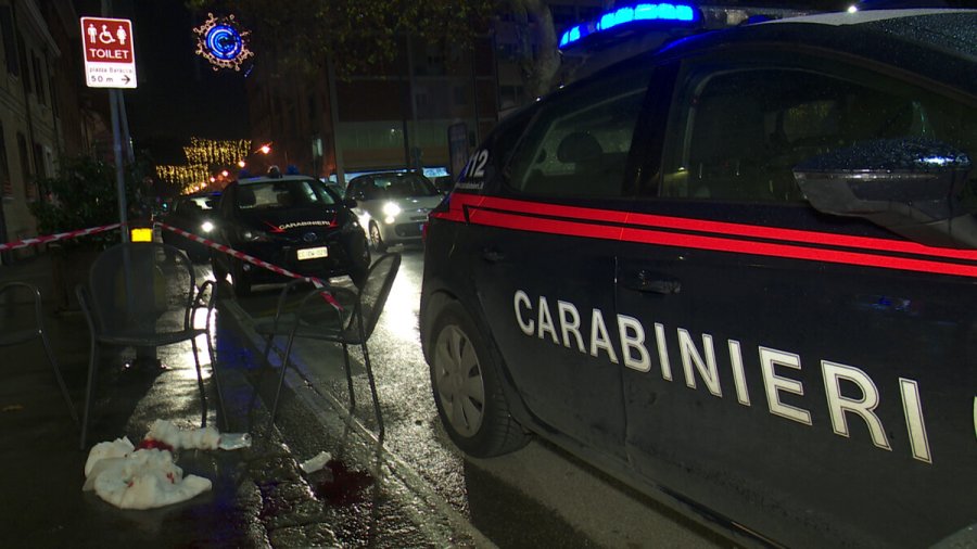 Droga/ Ndjekje me makina dhe thes në shpinë, shqiptarët çajnë postbllokun e Karabinierëve në Itali