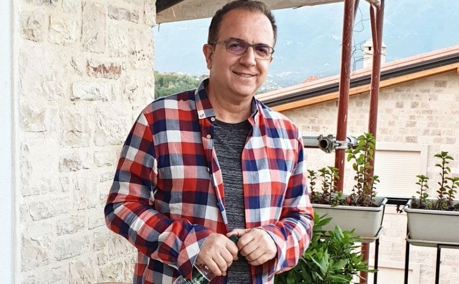 Ardit Gjebrea i lumtur të prezantojë Festivalin e Këngës: ‘Do jem dëshmitar i një historie’