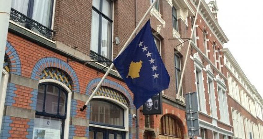 Ambasada e Kosovës në Holandë del me njoftim për qytetarët