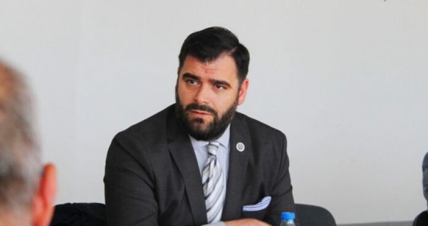 Mustafi: Mbështesim çdo vendim që forcon shtetësinë e Kosovës