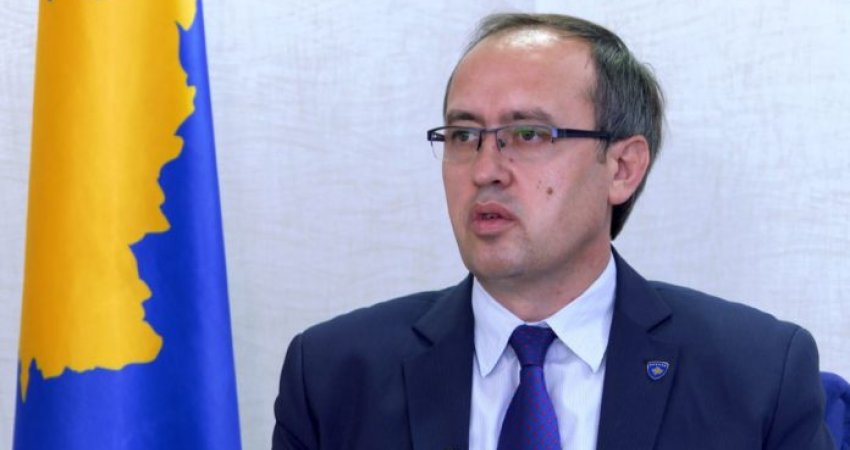 Hoti kritikon vendimin e Qeverisë për 100 euro ndihmë