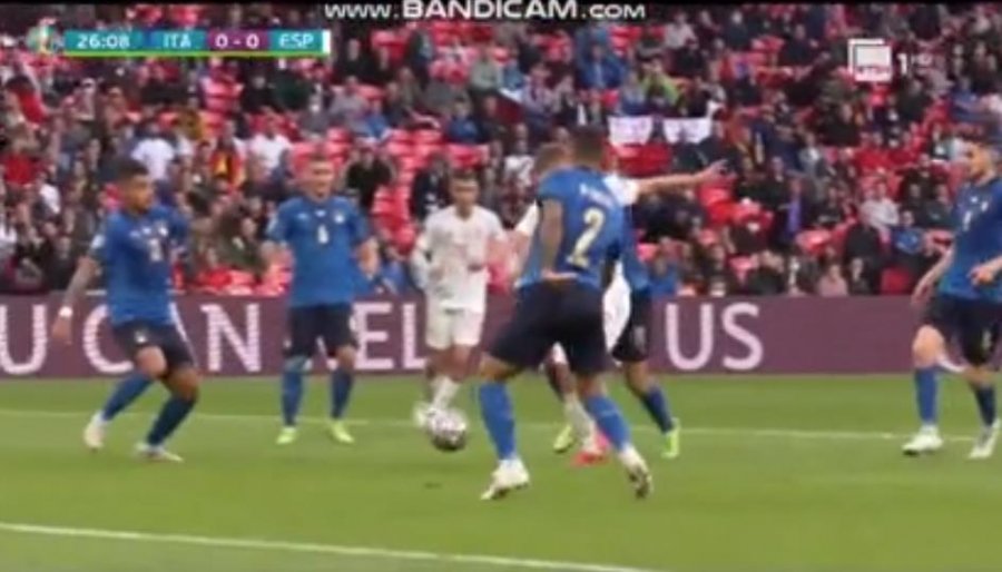 VIDEO/ Donnarumma mban Italinë 0-0: Spanja afër avantazhit me Dani Olmo