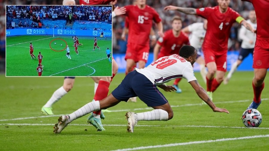FOTO/ Penallti e dyshimtë dhe dy topa në fushë, mediat italiane ‘kryqëzojnë’ arbitrin e Angli-Danimarkë