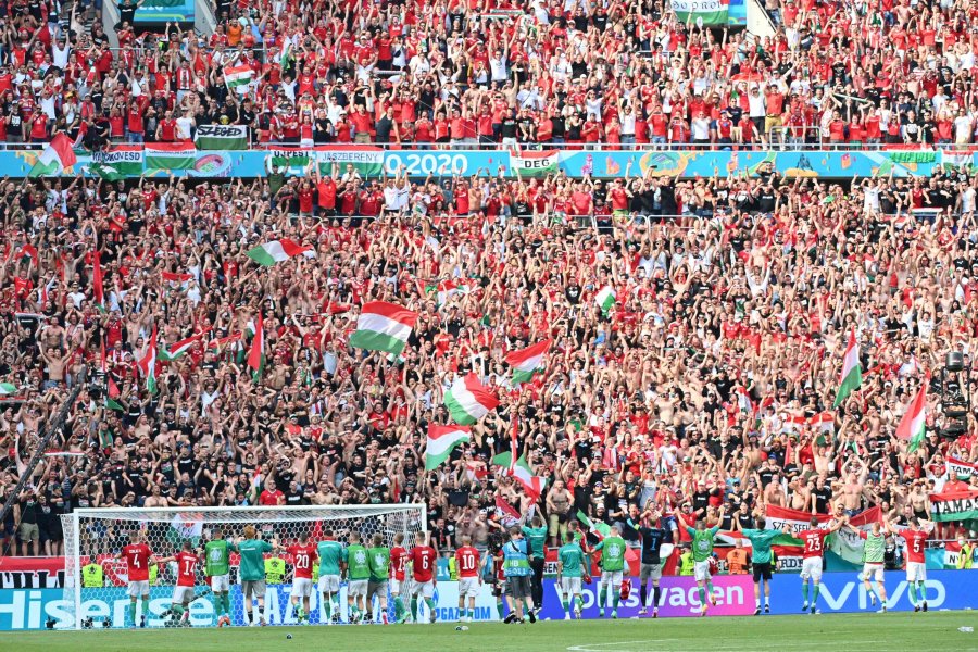 Koret raciste në tribuna, UEFA dënon Hungarinë