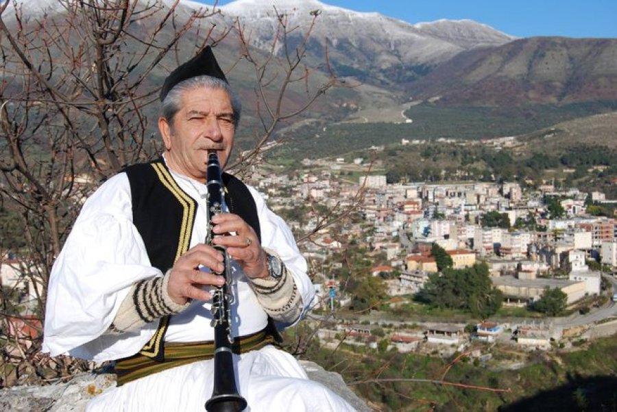EMRI/ Lajm i trishtë, ndahet nga jeta mjeshtri i muzikës shqiptare