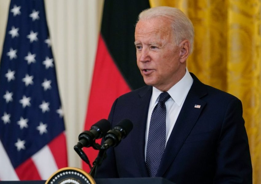 Biden: 100 milionë dollarë ndihmë urgjente për refugjatët nga Afganistani