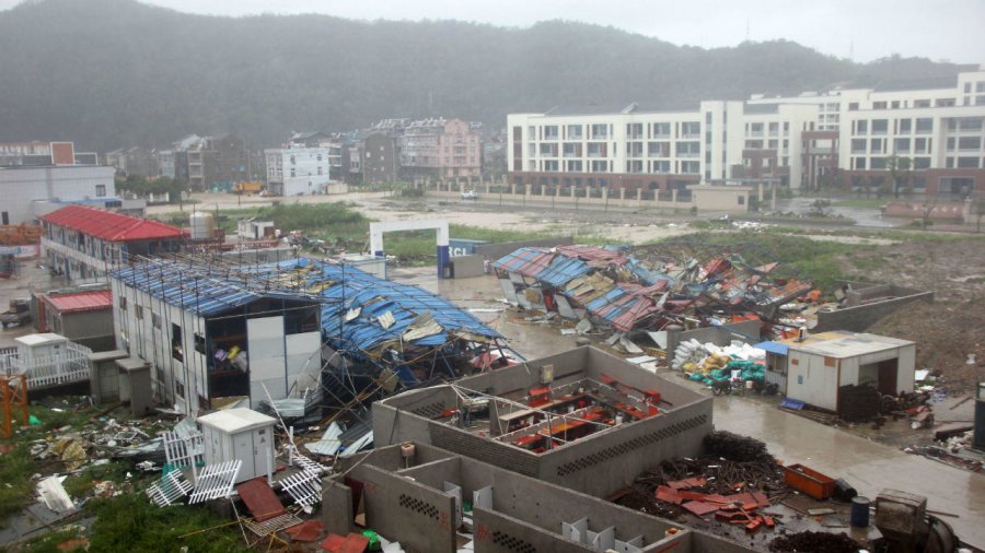 Pas përmbytjeve Kina Lindore goditet nga Tajfuni
