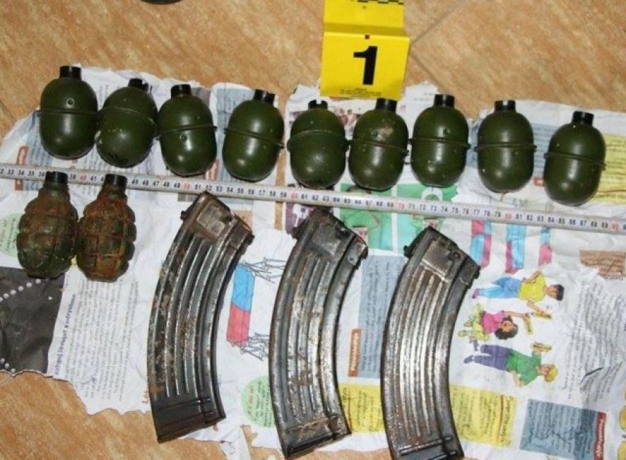 Gjirokastriti tapë nxjerr granatat dhe sulmon…policia i gjen edhe 6 copë në banesë