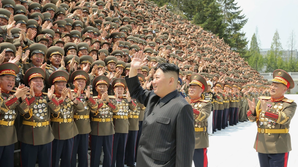 Koreja e Veriut: Kim humbet përsëri peshë dhe koreanoveriorët bien në pikëllim