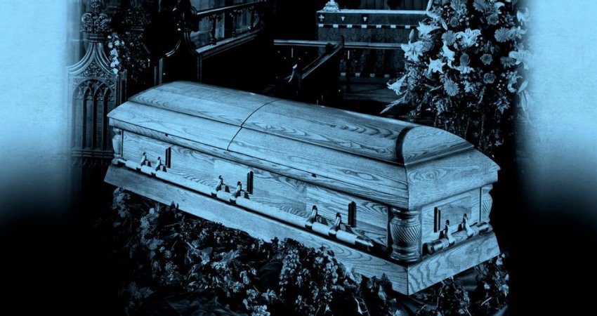 Maturantja që kishte tronditur të gjithë, shkoi me arkivol në mbrëmjen e maturës (Video)