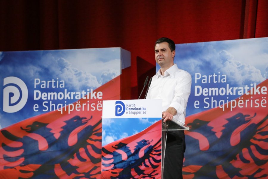 Basha repeats he won’t recognize elections outcome in meeting with supporters in Durrës