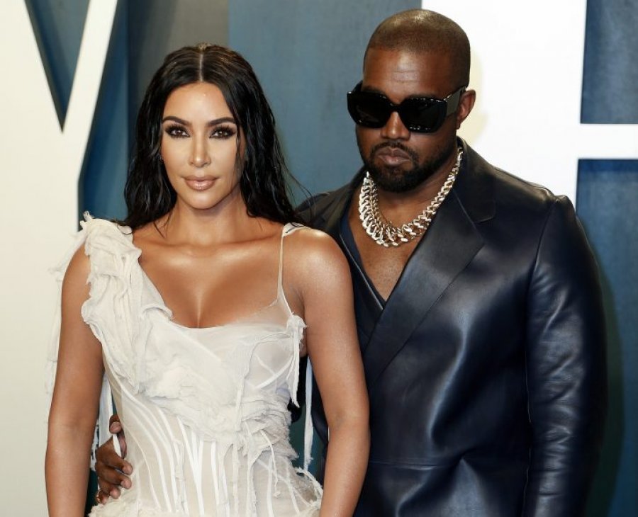  Unë do të të dua për gjithë jetën time: Kim uron Kanye për ditëlindje dhe rrjeti bëhet 'lëmsh'