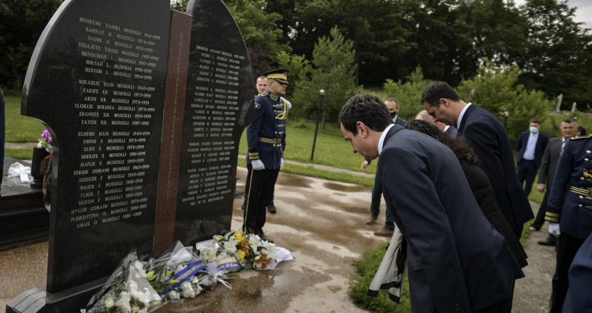Kurti në Poklek: Ky vend është monument dhe dëshmi e gjenocidit serb kundër shqiptarëve