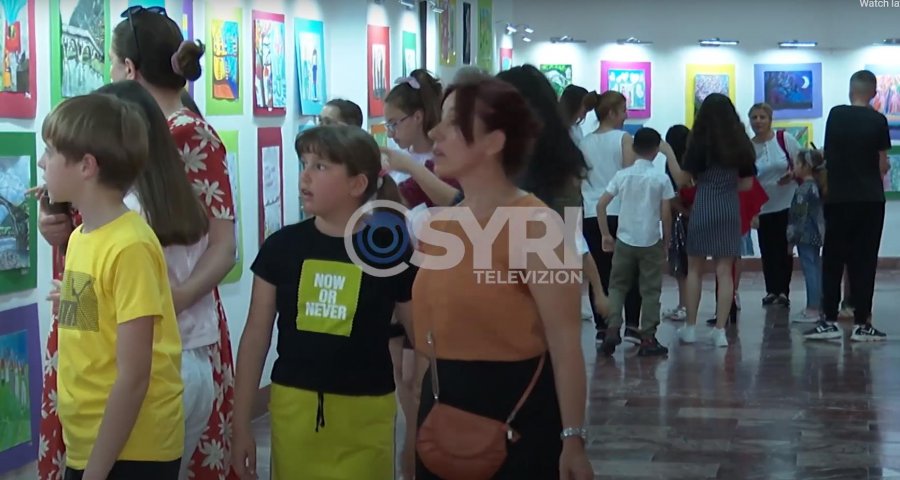 VIDEO/ Çelet ekspozita 'Rrugëtimi ynë': Fëmijët ngjyrosin... periudhën e pandemisë